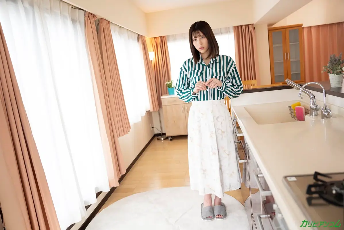 永瀬なこ侵入者と無抵抗妻